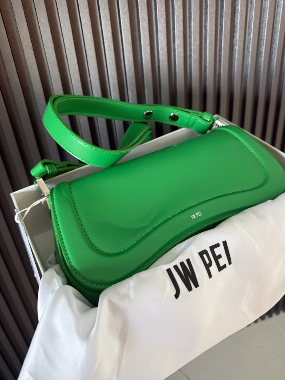 JW PEI Bright Green Shoulder Bag in Patent Finish